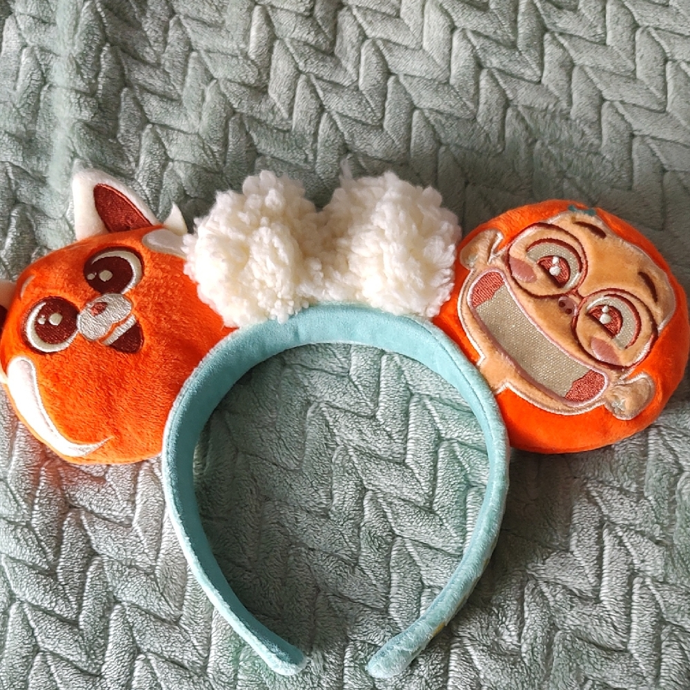 FIRST OFFER TAKEN! Disney's Turning Red Mickey Ears
